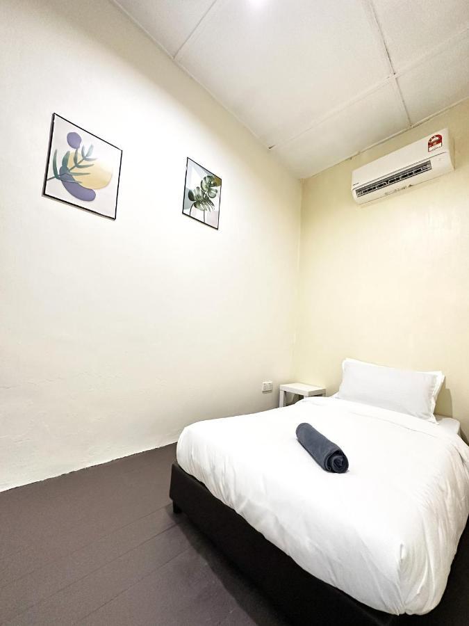 22A Hostel جورج تاون المظهر الخارجي الصورة